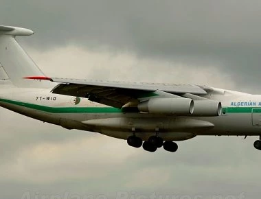 Συντριβή στρατιωτικού αεροσκάφους στην Αλγερία – 257 νεκροί (βίντεο)